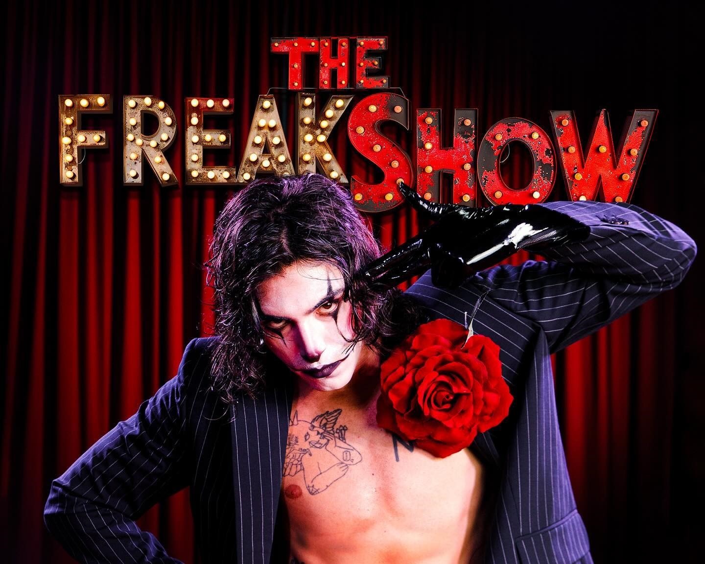 il-freak-show-di-naska-conquista-il-forum-di-milano